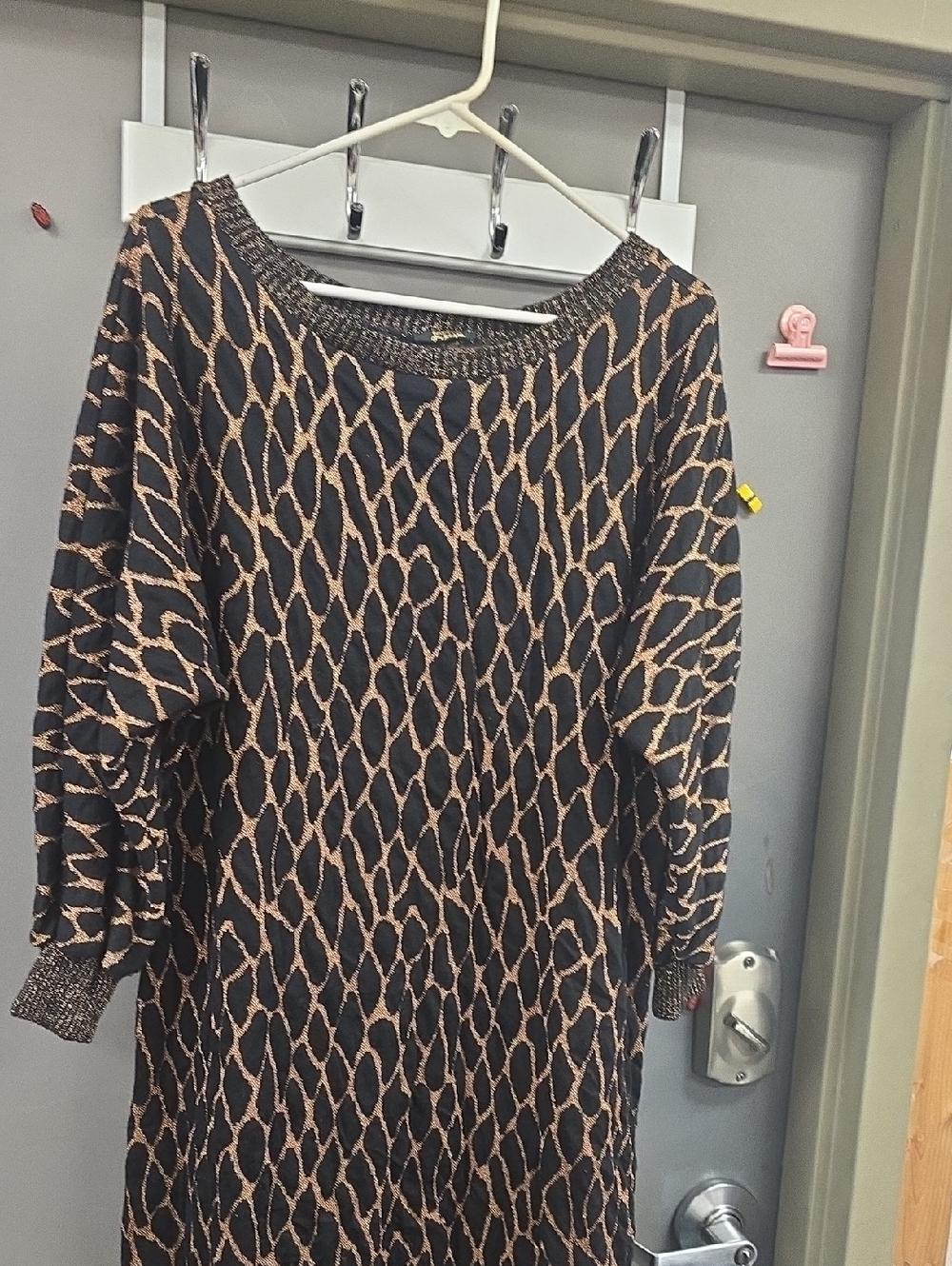 Vintage Lucie Ann Beverly Hills House/Lounge Dress Gold Threaded Giraffe Pattern
